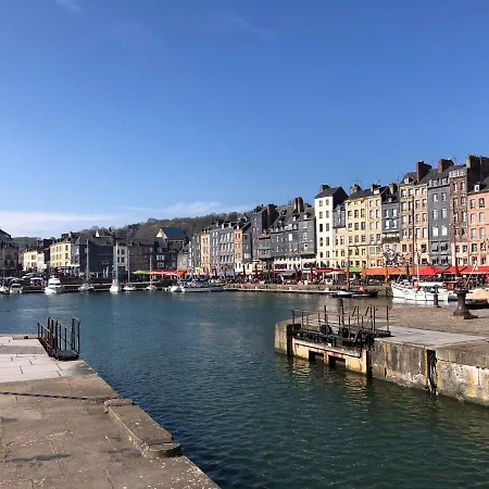 Julianne Place Sainte Catherine Apartment Honfleur